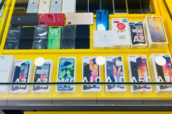 Musa Gsm Alanya Telefon Tamiri &amp; Ekran Onarım Merkezi - Resim 7