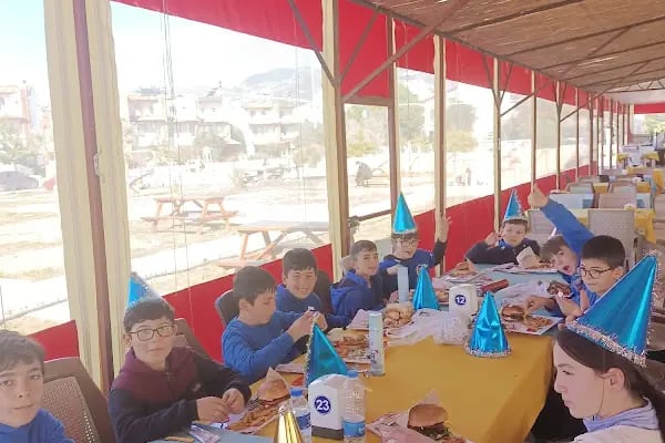 Kumsal Aile Çay Bahçesi - Resim 16