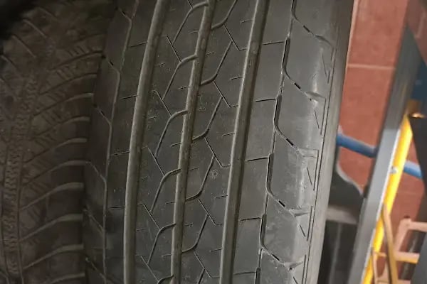 Melet oto yıkama ve lastik tamir - Resim 5