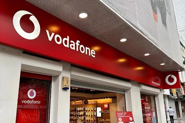 Vodafone Mersin İletişim Hastane Cad. - Resim 9