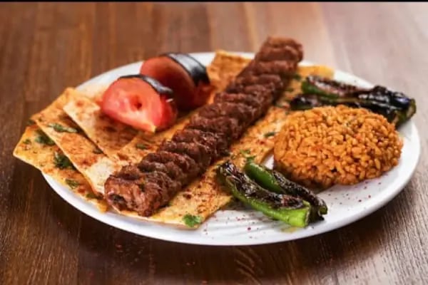 Ada Et ve Balık Restaurant - Resim 4