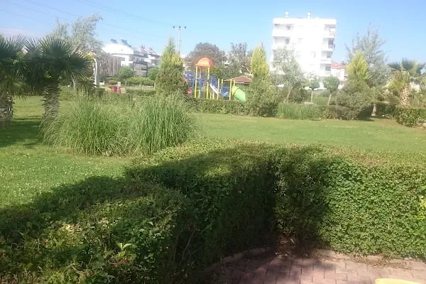 Şehit Hamza Uzguç Parkı - Resim 8