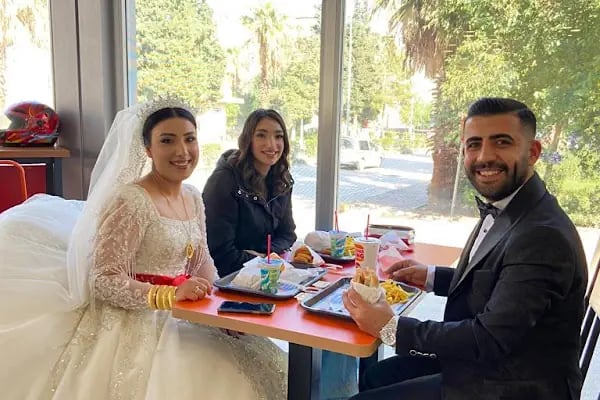 Burger King - Nizip Mustafa Kökmen Bulvarı Şubesi - Resim 3