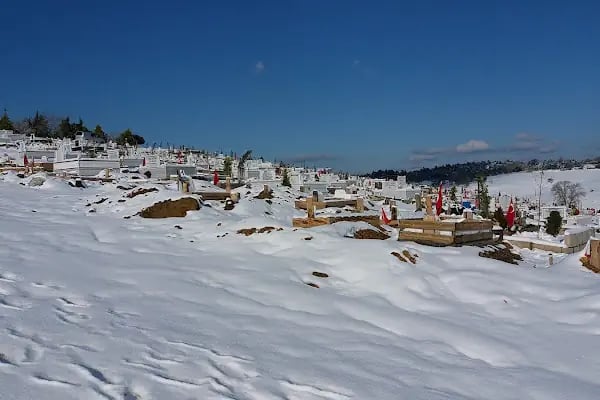 Yeni Kayabaşı Mezarlığı - Resim 17