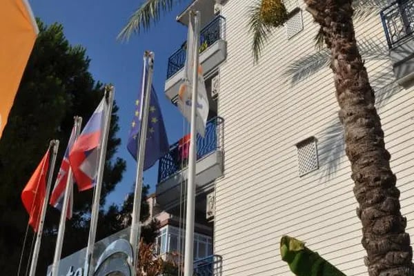 Hotel Lunay - Resim 16