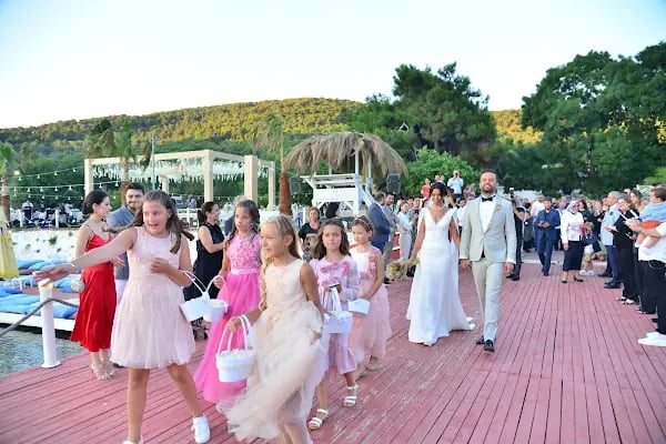 Ada Beach Club - Resim 8