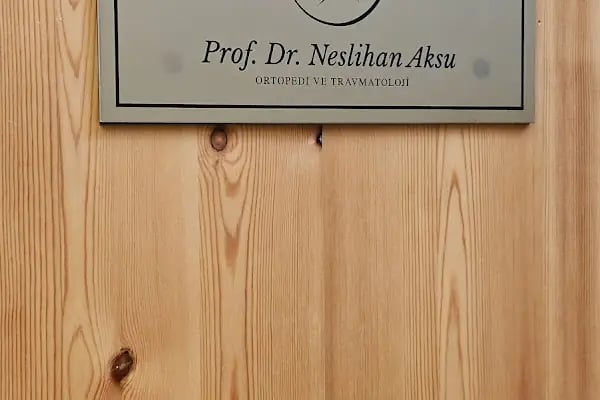 Prof. Dr. Neslihan Aksu ( Menisküs - Ön Çapraz Bağ Ameliyatı - Diz Protezi - Kalça Protezi) Donuk Omuz - Resim 6