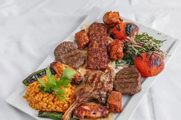 ÖZ ÇAYIROVA RESTAURANT CAFE - Resim 2