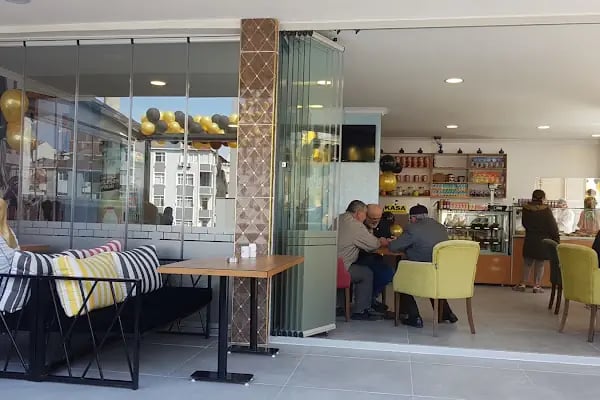 Karya Restaurant &amp; Cafe - Resim 17