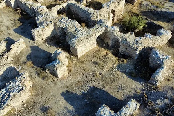 Mnizos Ancient City Ruins - Resim 13