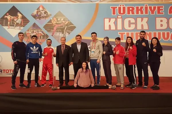 Yılmazer Fight Akademi Kick Boks Muay Thai - Resim 3
