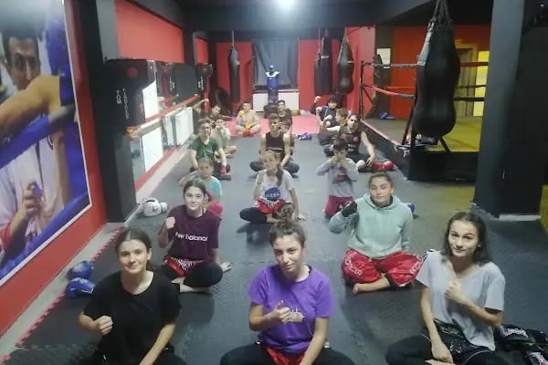 Yılmazer Fight Akademi Kick Boks Muay Thai - Resim 9