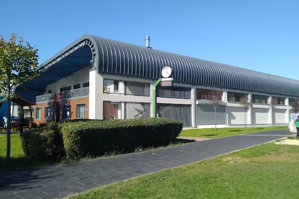 Yeni Karaman Yarı Olimpik Yüzme Havuzu - Resim 7