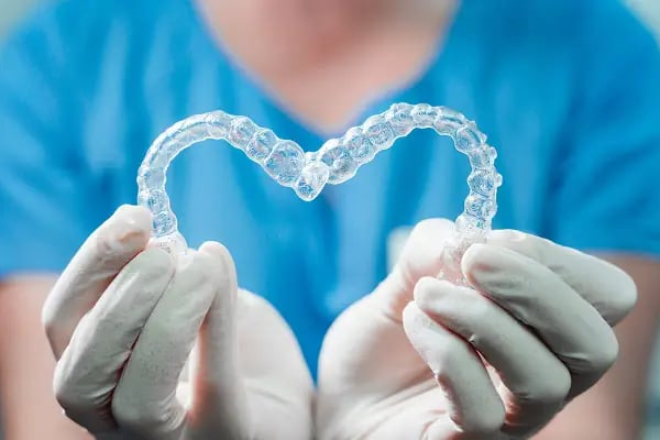 Özel Balıkesir Dentmaks Ağız ve Diş Sağlığı Polikliniği - Hastanesi / invisalign - implant - lamine - Resim 7