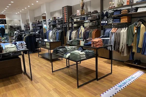 Hatemoğlu Sakıpağa Outlet - Resim 1