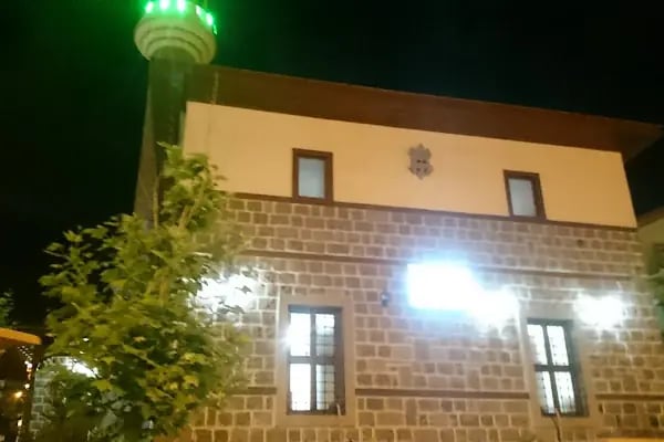 Anahatun Cami - Resim 5