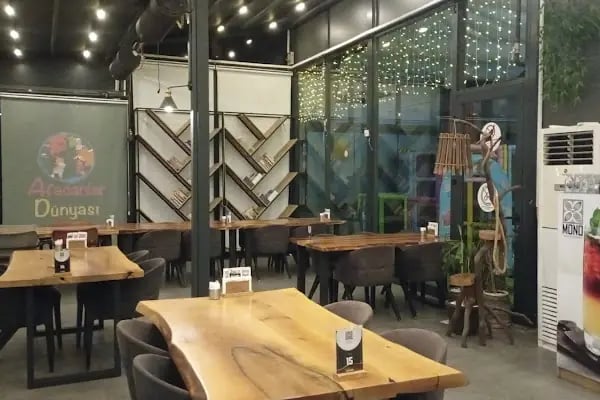 Togo Mono Cafe Restaurant - Resim 11