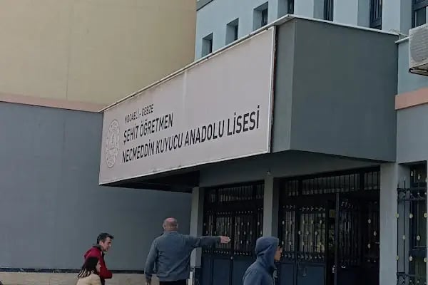 Şehit Öğretmen Necmeddin Kuyucu Anadolu Lisesi - Resim 18