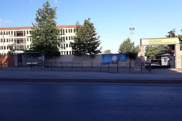 Şehit Öğretmen Necmeddin Kuyucu Anadolu Lisesi - Resim 20