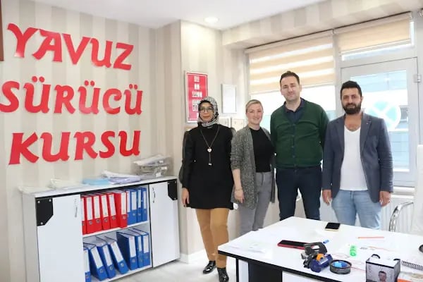 Yavuz sürücü kursu - Resim 12