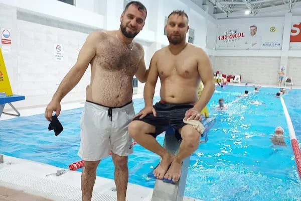 Ertuğrul Gazi Kapalı Yüzme Havuzu ve Spor Kompleksi - Resim 4