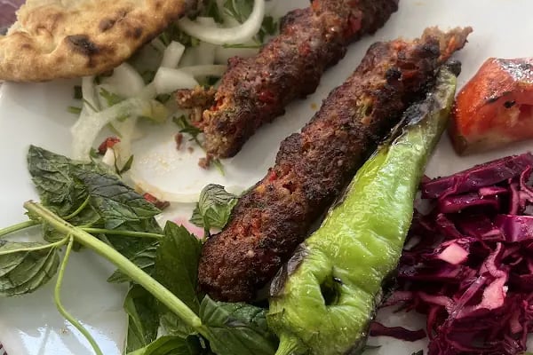 Yalı Marina Beyaz Saray Restorant - Resim 12