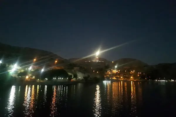 Yalı Marina Beyaz Saray Restorant - Resim 16