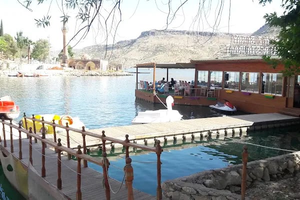 Yalı Marina Beyaz Saray Restorant - Resim 17