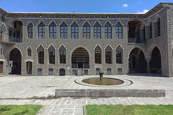 Cemil Paşa Konağı - Resim 1