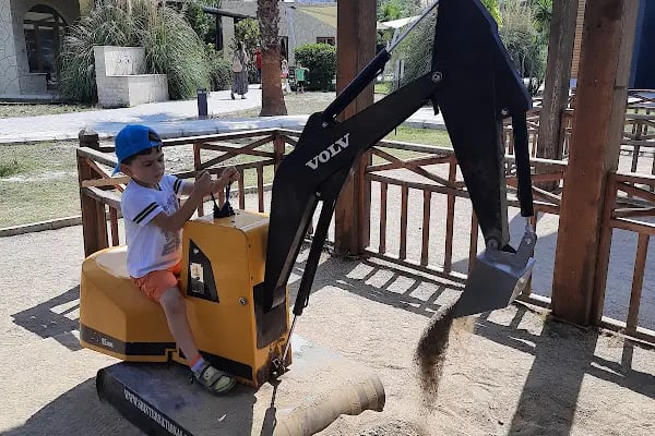 Karşıyaka Evrensel Çocuk Merkezi ve Eğitim Kampüsü - Resim 12