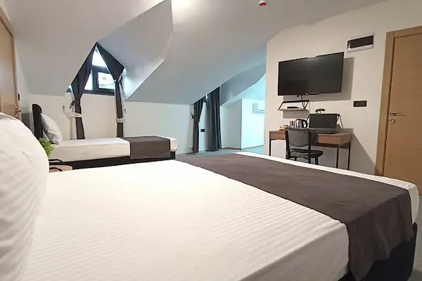 La Case De Airport Hotel - Resim 12