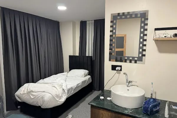 La Case De Airport Hotel - Resim 16