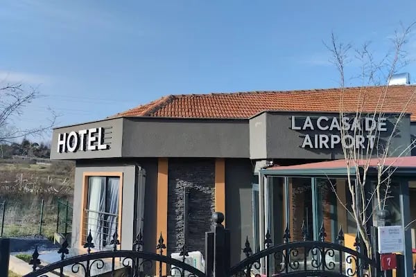 La Case De Airport Hotel - Resim 17