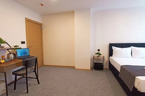 La Case De Airport Hotel - Resim 4