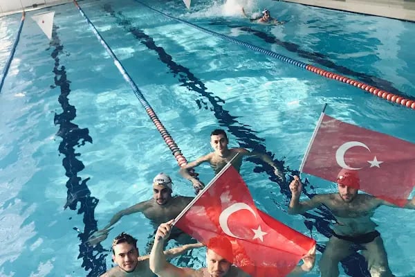 Yüzme Dünyası Spor Kulübü - Resim 4