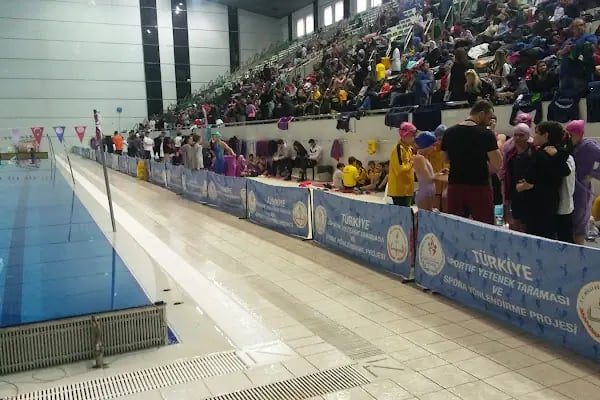 Yüzme Dünyası Spor Kulübü - Resim 13