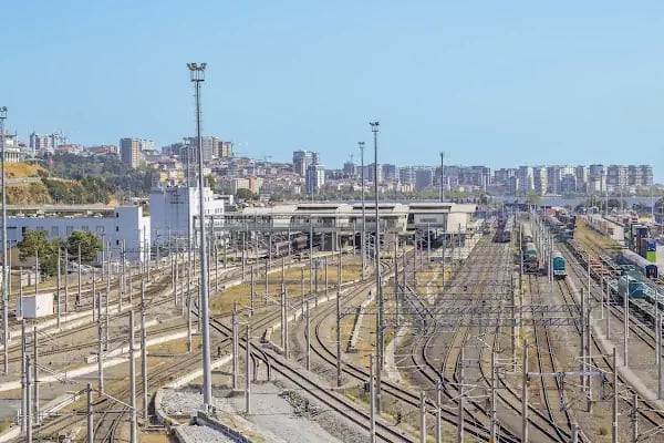 Halkalı Tren Garı - Resim 15
