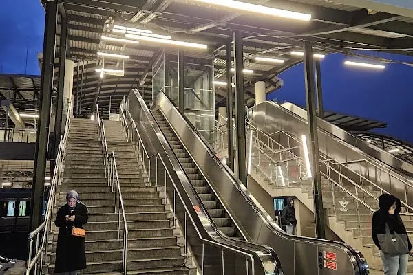 Halkalı Tren Garı - Resim 19