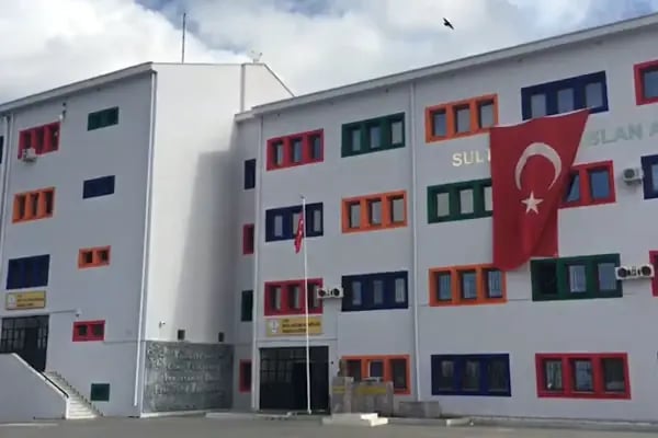 Sultan Alparslan Anadolu Lisesi - Resim 14