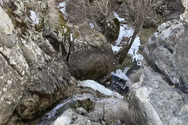 Peçenek Alkaya şelalesi - Resim 5