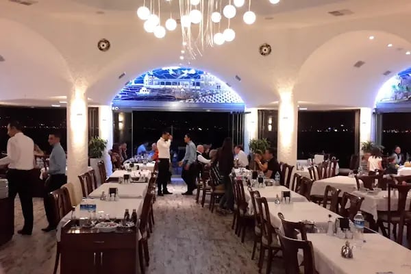 Boğaziçi Restaurant Üçkuyular - Resim 1