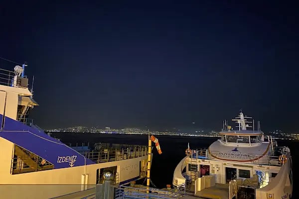 Boğaziçi Restaurant Üçkuyular - Resim 12
