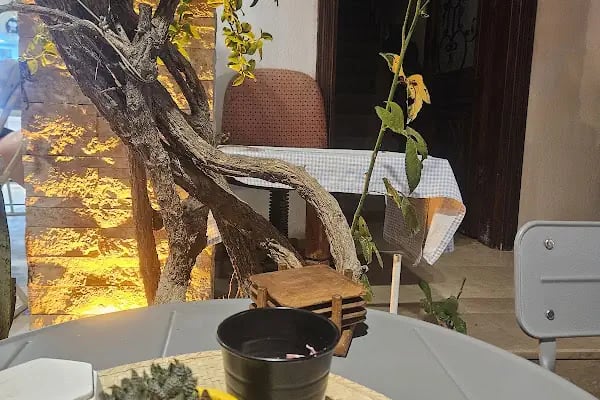 Kılıçoğlu Kars Pastane Cafe&amp;Restaurant - Resim 17