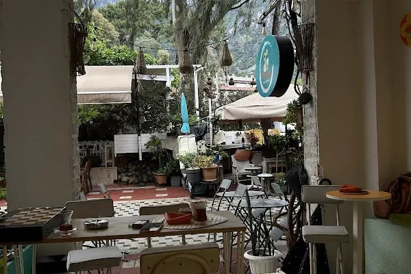 Kılıçoğlu Kars Pastane Cafe&amp;Restaurant - Resim 4