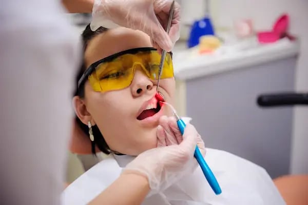 Özel Ataşehir Diş Kliniği - Dent Ataşehir Ağız ve Diş Sağlığı Polikliniği - Resim 8