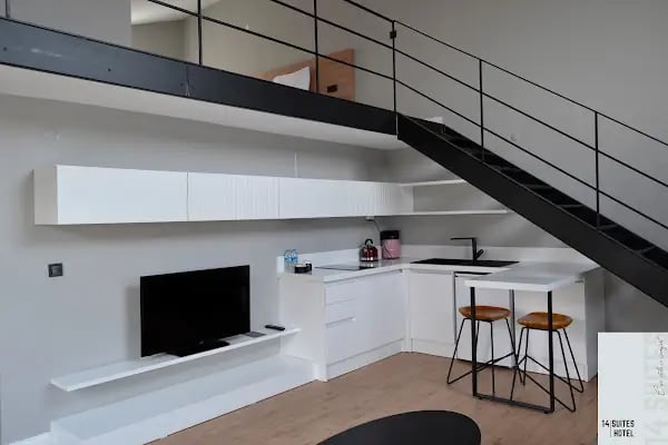 14 SUITES HOTEL - Resim 9
