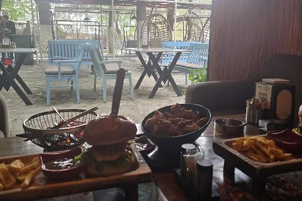 Joseph Buca Garden - Resim 20