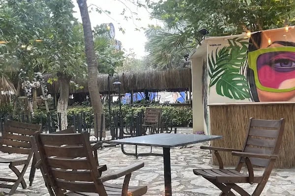 Joseph Buca Garden - Resim 2