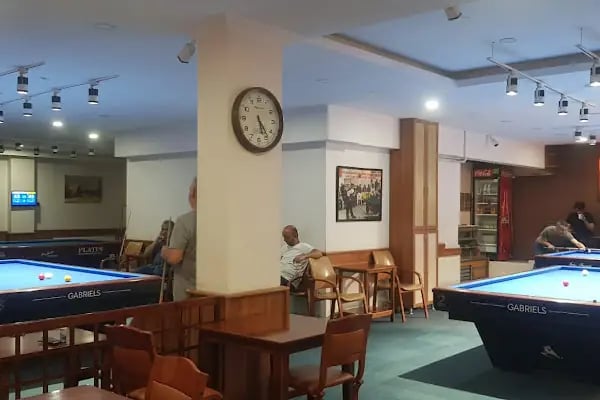 planet bilardo salonu - Resim 11