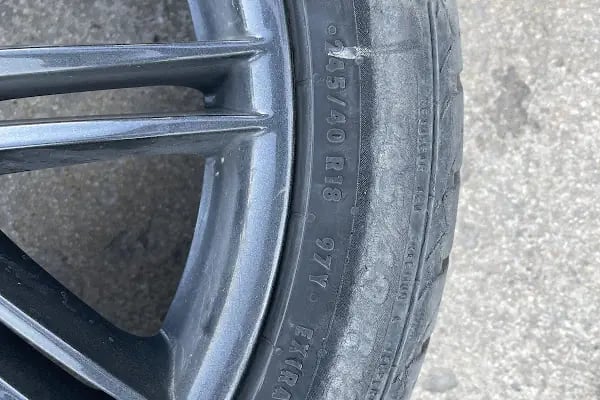 İnegöl oto lastik yol yardım Arda 7/24 - Resim 3